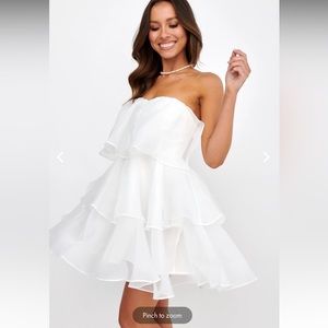Selfie Leslie Dress